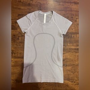 Lululemon Swiftly Tech Short-Sleeve 2.0